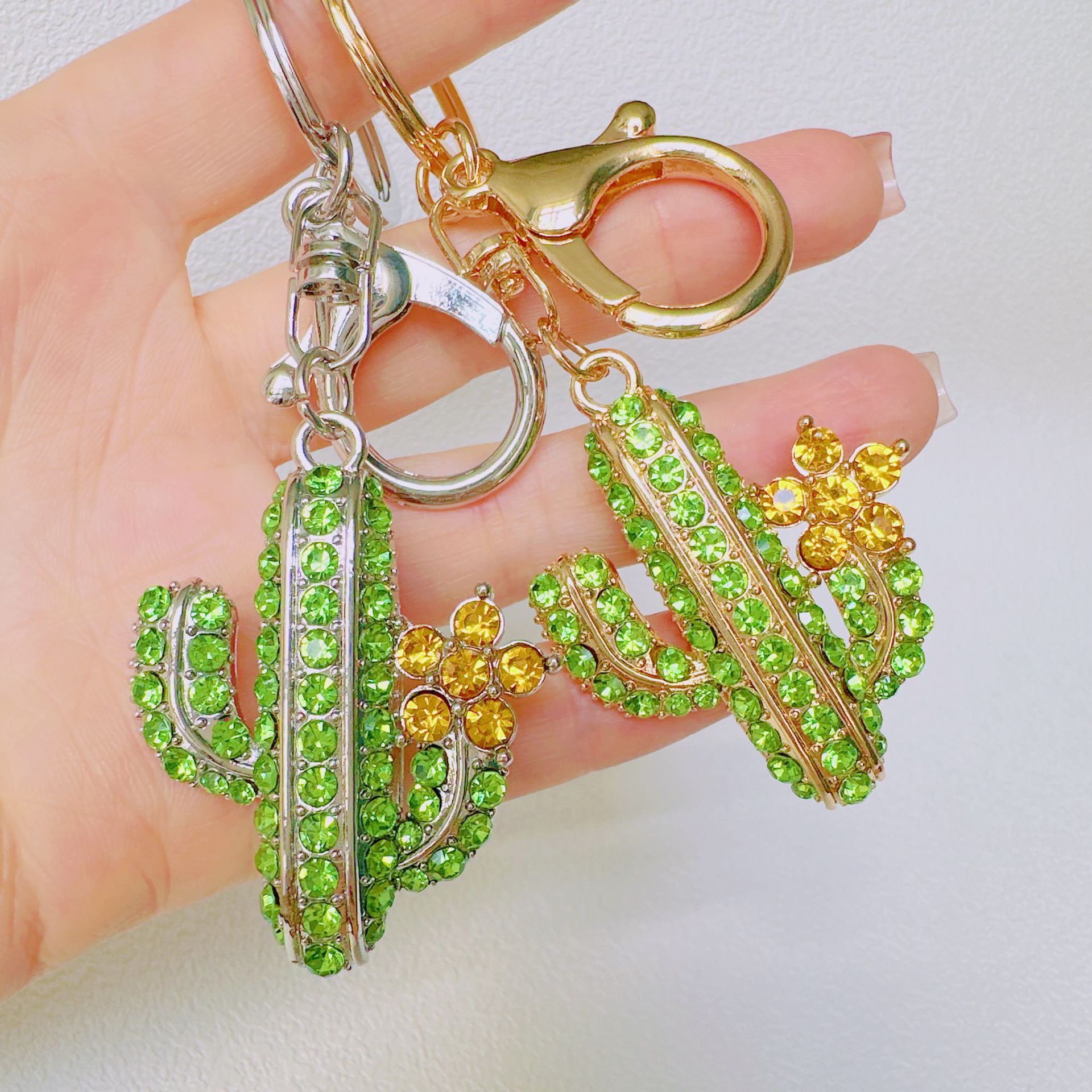 Bling Plant Schlssel bund Niedlicher Saguaro Kaktus Strass Schlssel  anhnger Tasche Charme Anhnger Kristall Schlssel ring Kaktus Schlssel  bund Emaille Schlssel bund| Alibaba.com