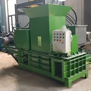 Machine à ensiler carrée mini-ronde pour foin, ensileuse carrée pour herbe, machine à emballer et à presser les sacs - Product Image 1