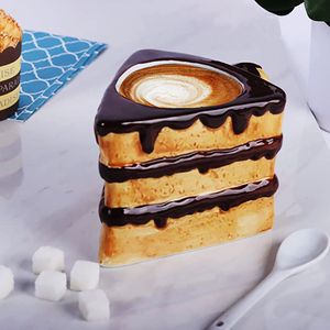 Tasses en porcelaine nordique personnalisées, desserts amusants et mignons, tasses à café en céramique 3D faites à la main, tasses cadeaux pour gâteaux au chocolat 12 oz - Product Image 2