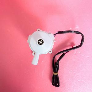 Pompe à eau Welling 22015-000028 12VDC 1200mm de hauteur de refoulement pour unité de plafond de climatisation centralisée Midea - Product Image 3