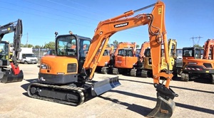 Mini-excavatrice d'occasion Doosan DX60 6 tonnes, modèle 2026, d'origine coréenne, certifiée CE, avec brise-roche - Product Image 4