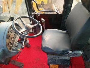 Minicargadora de Ruedas Usada Caterpillar Cat, de Gran Potencia y Estabilidad, Venta al Por Mayor - Product Image 2