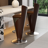 Tabouret de bar moderne de luxe en fibre de verre, chaise haute de salle à manger créative et courbée, tabouret de comptoir en forme de pétale pour îlot de cuisine, villa, hôtel