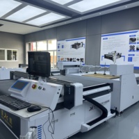 Machine de découpe à couteau vibrant CNC XK1625 pour mousse EVA, carton ondulé et matériaux d'emballage