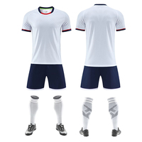 Ensembles de maillots de football personnalisés pour hommes, respirants, uniformes de football sur mesure, 100% polyester, imprimés par transfert thermique