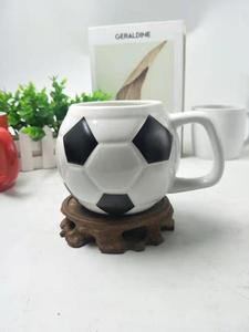 Tasse en céramique de Football de haute qualité, en porcelaine personnalisée de 400ML, vente en gros - Product Image 2