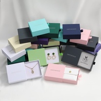 Boîte à bijoux clous d'oreille de différentes tailles en gros, boîtes cadeaux pour emballage cadeau, boîtes d'emballage en papier