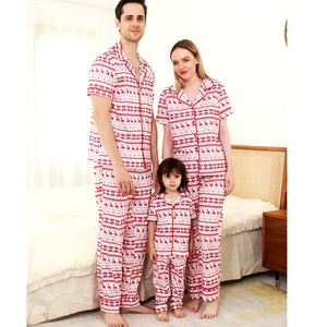 Pijamas navideños Familia Manga corta Dibujos animados Elk Print Pijamas Set Navidad Mujer Conjunto de ropa de dormir - Product Image 1