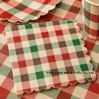 Vaisselle de fête jetable en papier de style classique à thème écossais rouge et vert de Noël, 25 pièces, comprenant assiettes et serviettes