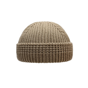 Gorro de Punto Personalizado de la Marca UG, Invierno 2022, 100% Acrílico, Cálido, con Borde Plegado, para Hombre y Mujer, para Uso en Exteriores - Product Image 2