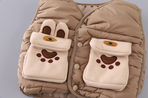 Autumn and Winter Set 2025 New Boys' Velvet Bear Footprint <strong>Vest</strong> <strong>3</strong>-Piece Set 0-1-<strong>2</strong>-<strong>3</strong> <strong>Years</strong> Old 4 Infants and Children Thickened - Product Image 5
