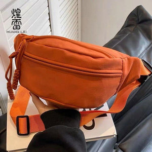 Huang Lei Chest Bag Orange Red Water Resistant Zipper Closure Single Strap Women's Crossbody Bag Spring 2025 - Product Image 1