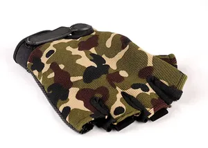 Venta al por mayor de ejercicio físico personalizado Cool Fighting Sword camuflaje gimnasio deportes tácticos guantes de medio dedo - Product Image 4