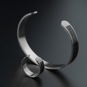 Ensemble de bijoux en acier inoxydable noir, argenté, en acier inoxydable 316, bracelet tendance en cuir en forme de C pour femmes et hommes - Product Image 2