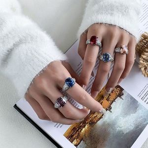 เครื่องประดับแฟชั่น ทองแดงรักษ์โลก 10*12 มม. คอรันดัมสีแดง คิวบิกเซอร์โคเนีย แหวนสไตล์วินเทจ สำหรับลุคเรียบหรูในชีวิตประจำวัน - Product Image 5