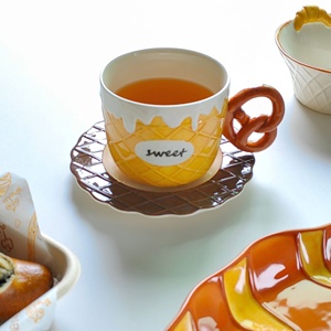 Nova Chegada Ins Criativo Sob Esmalte Placa De Porcelana Pão Em Relevo Biscoito Placa Tigela Set Linda Sobremesa Placa Xícara De Café Pires - Product Image 4