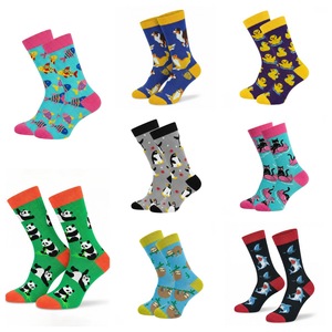 Calcetines navideños bonitos con diseño de copo de nieve y Papá Noel, calcetines de algodón de larga duración, calcetines cálidos de dibujos animados para fiestas festivas, adecuados para hombres y mujeres - Product Image 3