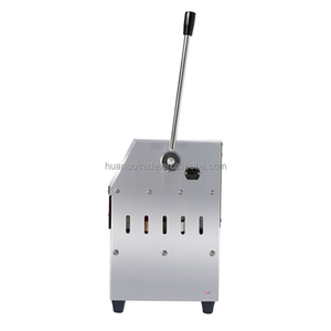 Machine de thermoscellage commerciale de petite taille pour l'emballage de feuilles de <span class=keywords><strong>film</strong></span> d'aluminium et de boîtes de fruits de mer et d'écrevisses à emporter - Product Image 5