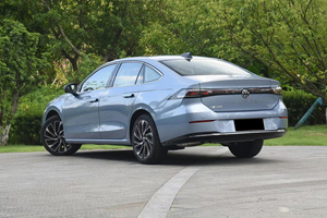 Volkswagen SAGITAR Voiture d'occasion Vw 4 portes 5 places Berline Nouvelle voiture à essence avec boîte de vitesses automatique - Product Image 4