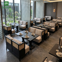 Kommerzielle Hotel- und Restaurant-Möbelsets Rattan-Sitzgruppen Schwarzer Massivholztisch Stuhl Modern Umweltfreundlich für Cafés Themenbezogen