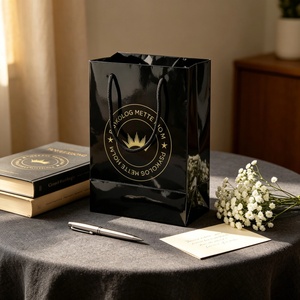 Sac shopping en carton pour promotion de marque, logo imprimé sur mesure, poignée en ruban, sac cadeau en papier - Product Image 3