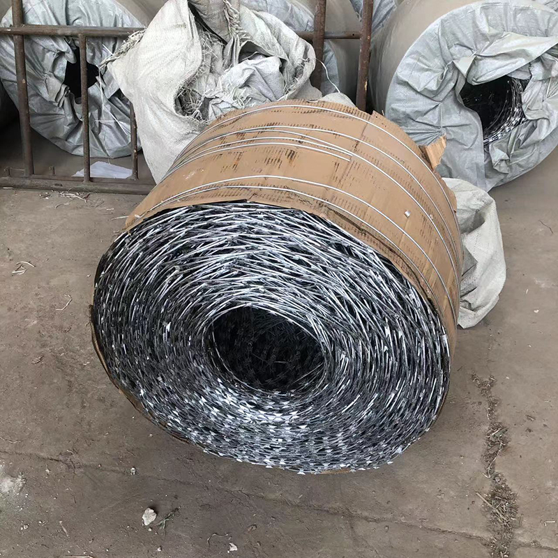 Mobile Security Barbed Razor Wire Barrier