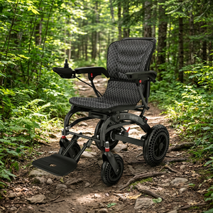 Fauteuil roulant électrique avec moteur 500W, pneus tout-terrain à crampons pour seniors, randonnée en forêt, exploration de réserves naturelles, autonomie accrue - Product Image 1