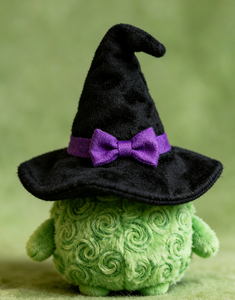 כובע מכשפות מקסים כדור קטיפה ירוק מושלם לקישוט מסיבת ליל כל הקדושים לילדים תפירה משובחת מילוי שמנמן - Product Image 5