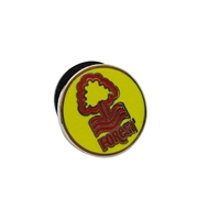 Badges personnalisés en métal avec logo en relief, émail dur, pour le football
