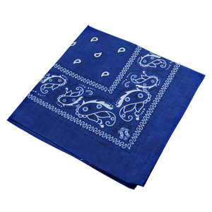 Bandanas personnalisées à la mode avec logo, imprimées en sérigraphie, pour les anniversaires, les mariages, les événements familiaux - Product Image 3