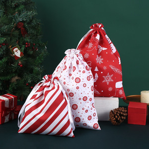 Sacs cadeaux de Noël à cordon de serrage pour emballage sec, 17x22cm, 20x30cm, 30x40cm, imprimés flocons de neige et rennes, en polyester et coton, pour les fêtes - Product Image 3