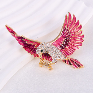 TIANSHE Broche Aigle en Alliage, Style Mode Europe-Amérique, Ornée de Diamants, Motif Animal Exagéré, Finition Émail Coulé, Polyvalente et Originale - Product Image 1
