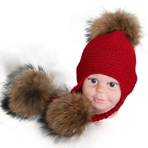 الأزياء قبعات منسوجة مع 3 كبيرة قبعات بوم بوم من فراء الراكون الاطفال الشتاء الفراء بوم القبعات