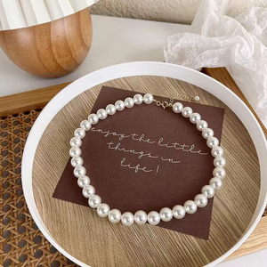 Collar de Perlas Grandes Ovaladas de Diseño Coreano de Lujo, Elegante Cadena Retro para la Clavícula, para Celebridades de Internet - Product Image 4