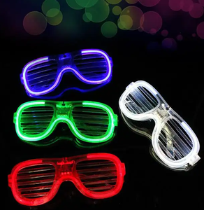 Neon <span class=keywords><strong>LED</strong></span> ánh sáng Kính mát cho trẻ em người lớn thời trang phát sáng phụ kiện cho Halloween Giáng sinh nhật bên làm bằng nhựa - Product Image 2