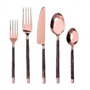 Elegante Juego de Cubiertos de Acero Inoxidable de Lujo con Acabado Espejo, Cubiertos Ecológicos para Eventos de Regreso a Clases - Product Image 1