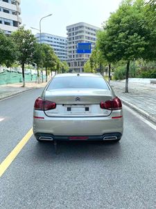 Sedán Usado en Buen Estado, Citroën C5 2016 1.8T 6AT, Interior Limpio, Asientos de Cuero, Techo Solar Eléctrico, Auto Usado Confiable para Exportación - Product Image 6