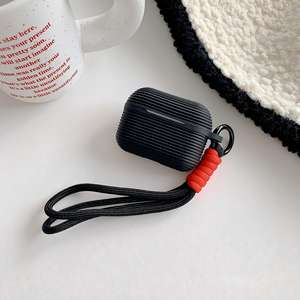 Nouvel étui pour écouteurs Apple en silicone souple avec sangle de poignet pour AirPods, étui portable en silicone souple au toucher doux - Product Image 6