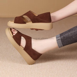 Women Summer New Soft Sole Two-Way Roman Sandals Thick Sole Large Casual Leopard Print Beach Sandals - Product Image 2