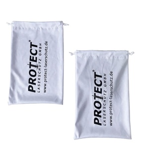 Pochette à cordon en microfibre personnalisée avec double fermeture à cordon pour lunettes de sécurité laser et instruments optiques - Product Image 1