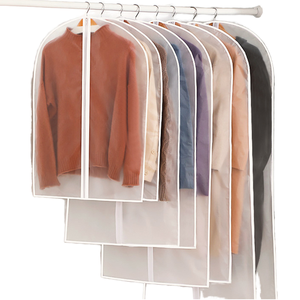 Vente en gros YiMing Transparent anti-poussière pliable suspendu sac de vêtement lavable vêtements costume couverture 60x80cm ménage sacs de rangement - Product Image 1