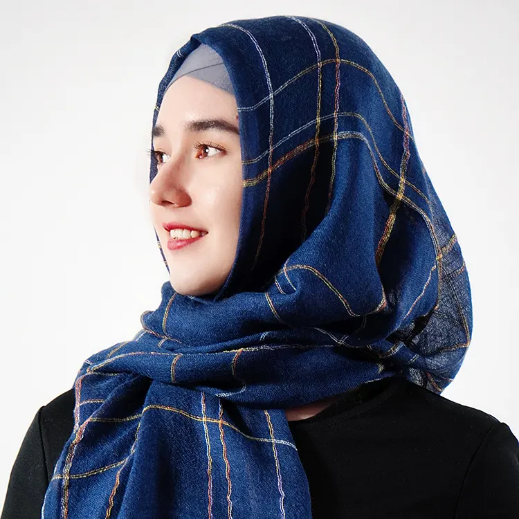 Latest Design Malaysian Soft Wool Plaid Hijab Plain Chequer Headdress Scarf Long Shawl Tassel Muslim Scarf Women Islamic Custom