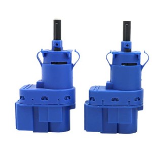 สวิตช์ไฟเบรก 8T4T9G854AA สำหรับชิ้นส่วนอะไหล่ชางอัน ฟอร์ด มาสด้า บลู - Product Image 1