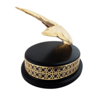 Usine En Gros Or Métal Résine Oiseaux Aile Forme Récompenses Souvenir Cadeaux Plaque Médailles Trophées pour Tasse Gravée