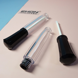 Contenants de gloss à lèvres vides de haute qualité, capacité 5 ml, emballage en tube métallique doré unique, maquillage, impression de logo personnalisée - Product Image 5