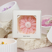 Originele luxe woondecoratie Valentijnsdag cadeau Moederdag Vrouwendag Bloemenvormige geurkaars in gipsen houder met sojawas