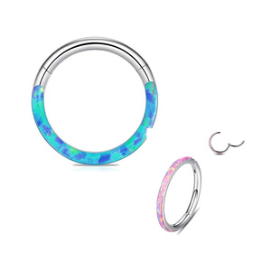 Anillo Segmentado Articulado de Titanio G23 F136 con Ópalo |   Clicker Hipoalergénico Sin Costuras para Piercing de Nariz, Septum, Cartílago, Daith y Helix - Product Image 3