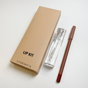 Kit de <span class=keywords><strong>Labios</strong></span> 2 en 1 Personalizable DIY: Brillo <span class=keywords><strong>Labial</strong></span> Transparente con Pincel Grande y Delineador de <span class=keywords><strong>Labios</strong></span> Cremoso Mate Suave, Libre de Crueldad Animal, con Etiqueta Privada - Product Image 4