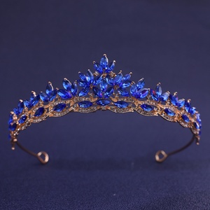 Couronnes <span class=keywords><strong>de</strong></span> princesse en alliage et strass pour enfants, serre-têtes d'<span class=keywords><strong>anniversaire</strong></span> pour filles, vente en gros - Product Image 3