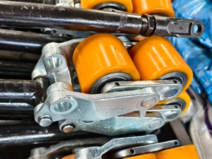 Neumáticos Nuevos para Montacargas, Ruedas de Goma Naranja para Carretillas Elevadoras, Uso Industrial, Logística y Transporte, Capacidad de 1.5 Toneladas - Product Image 4